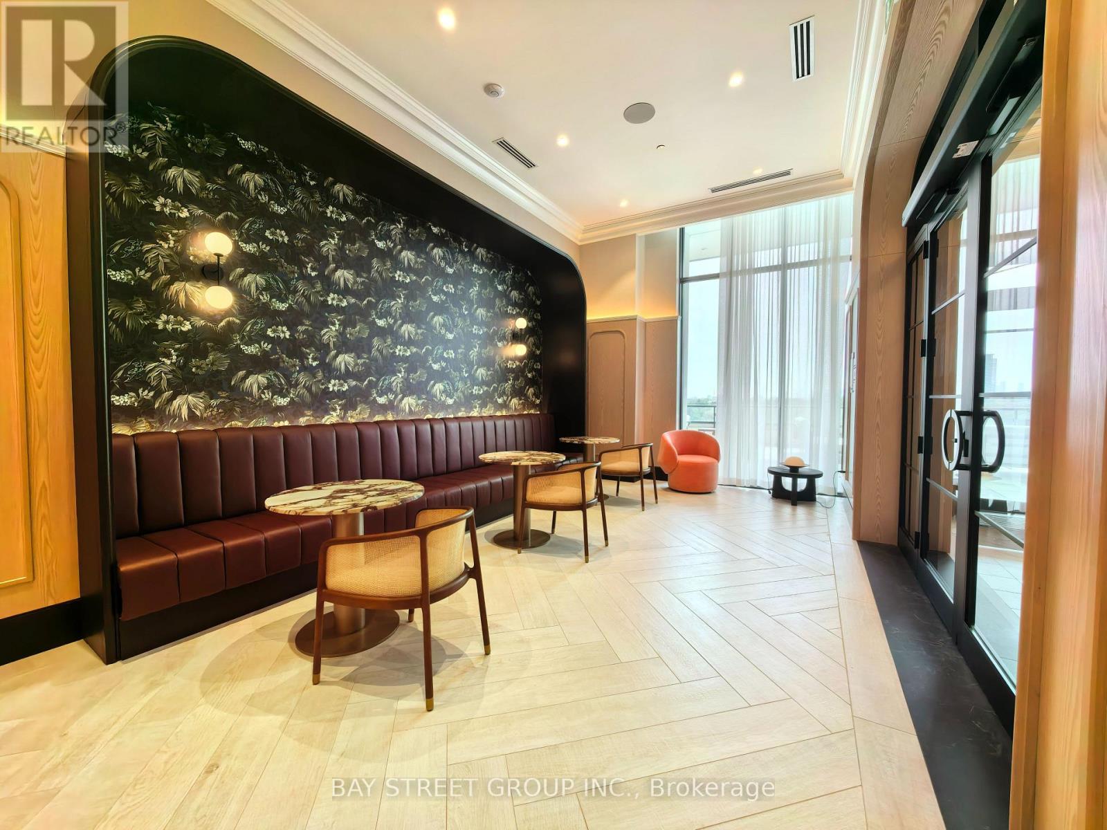 Photo 8 of 2205 10 Inn On The Park Drive, Toronto ON