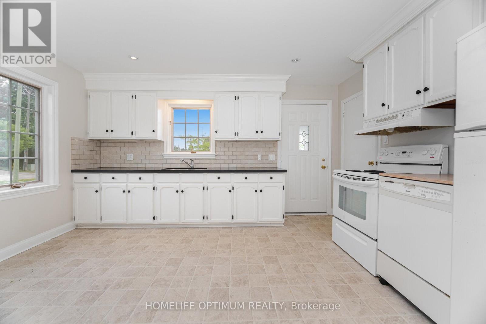 132 EAGLE STREET - 17