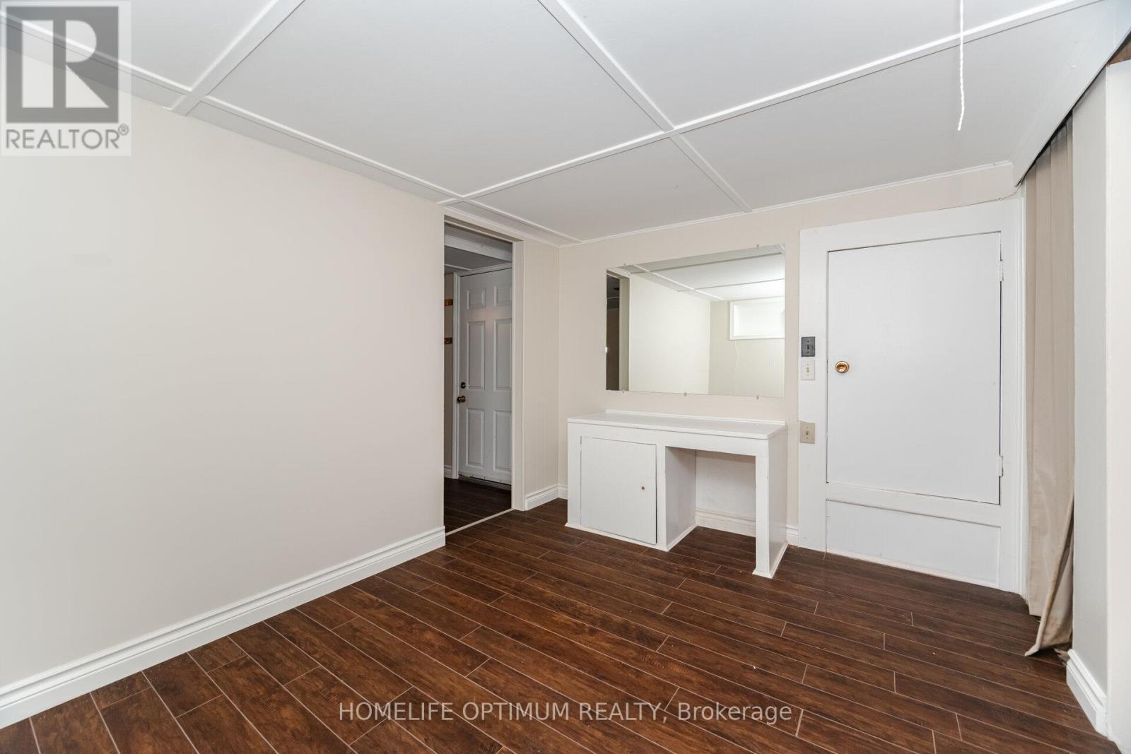 Photo 30 of 132 Eagle Street, Newmarket ON
