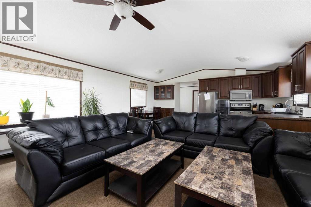184 Greenwich Lane, Fort McMurray