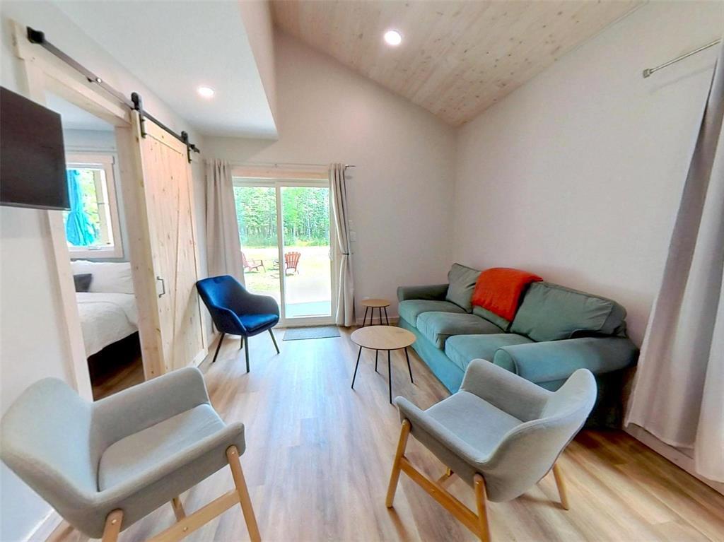 Photo 30 of 4 Bessborough Avenue, Pinawa MB