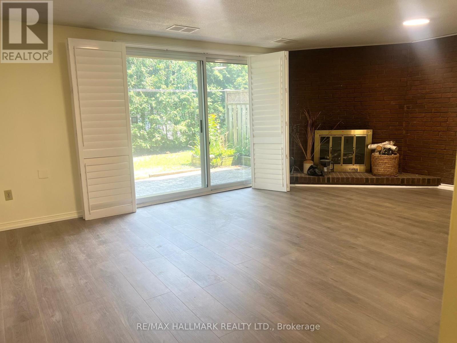 Photo 15 of 1 Red Maple Court, Toronto ON