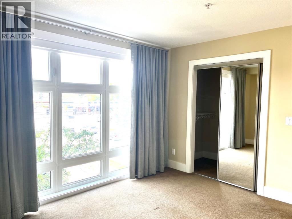 Single Family House for Sale in    Street NE Renfrew Calgary 