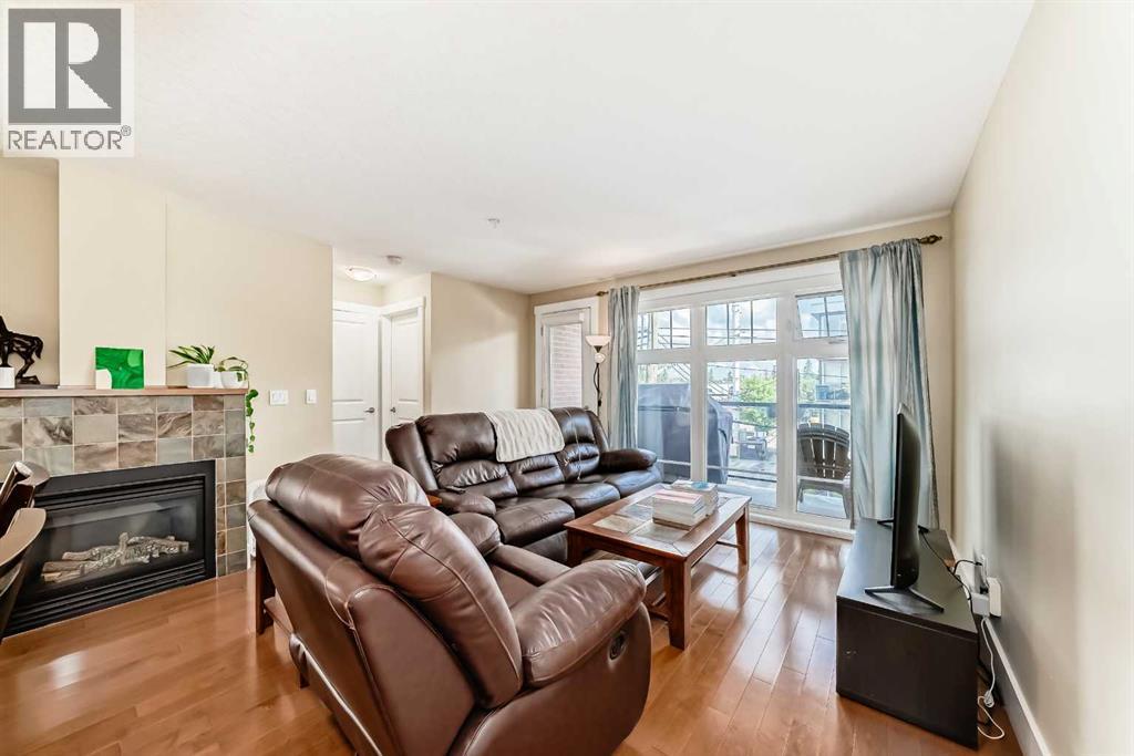 Single Family House for Sale in    Street NE Renfrew Calgary 