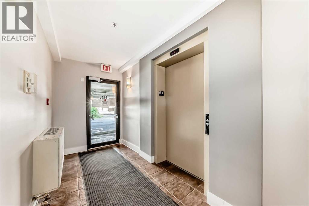 Single Family House for Sale in    Street NE Renfrew Calgary 
