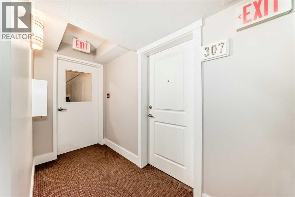 Single Family House for Sale in    Street NE Renfrew Calgary 