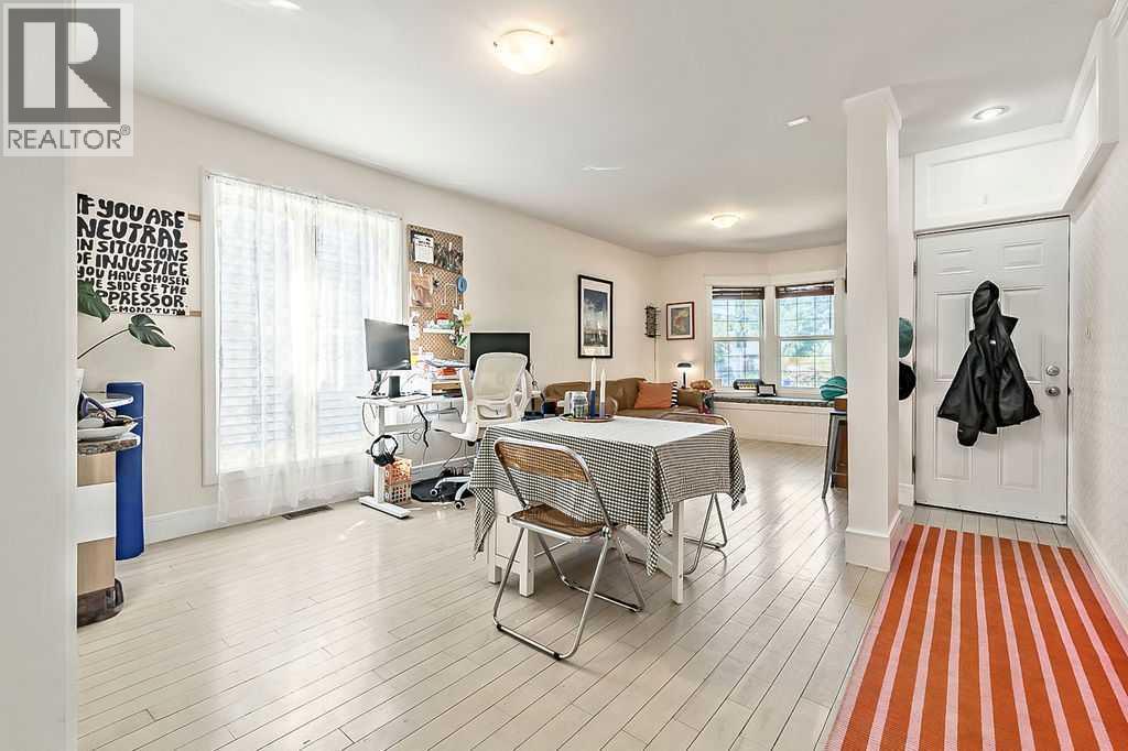Single Family House for Sale in   Street NE Renfrew Calgary 