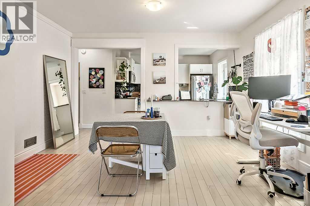 Single Family House for Sale in   Street NE Renfrew Calgary 