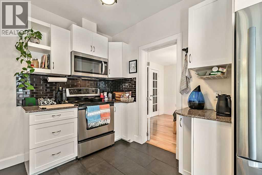 Single Family House for Sale in   Street NE Renfrew Calgary 