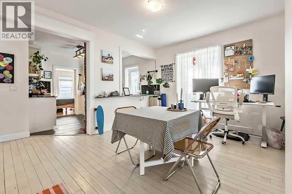 Single Family House for Sale in   Street NE Renfrew Calgary 