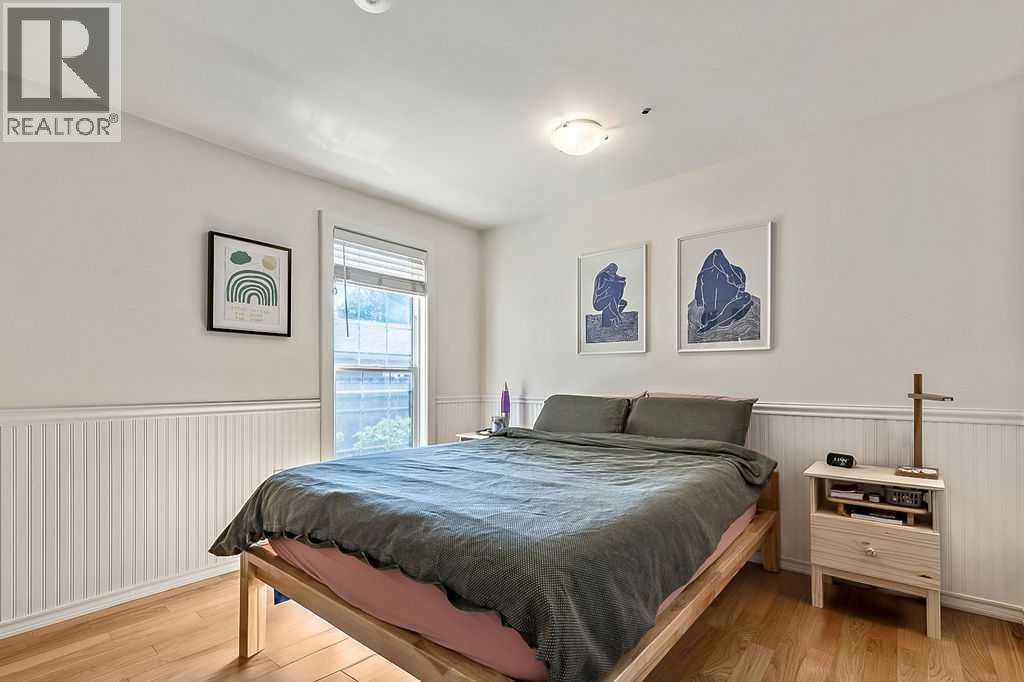 Single Family House for Sale in   Street NE Renfrew Calgary 