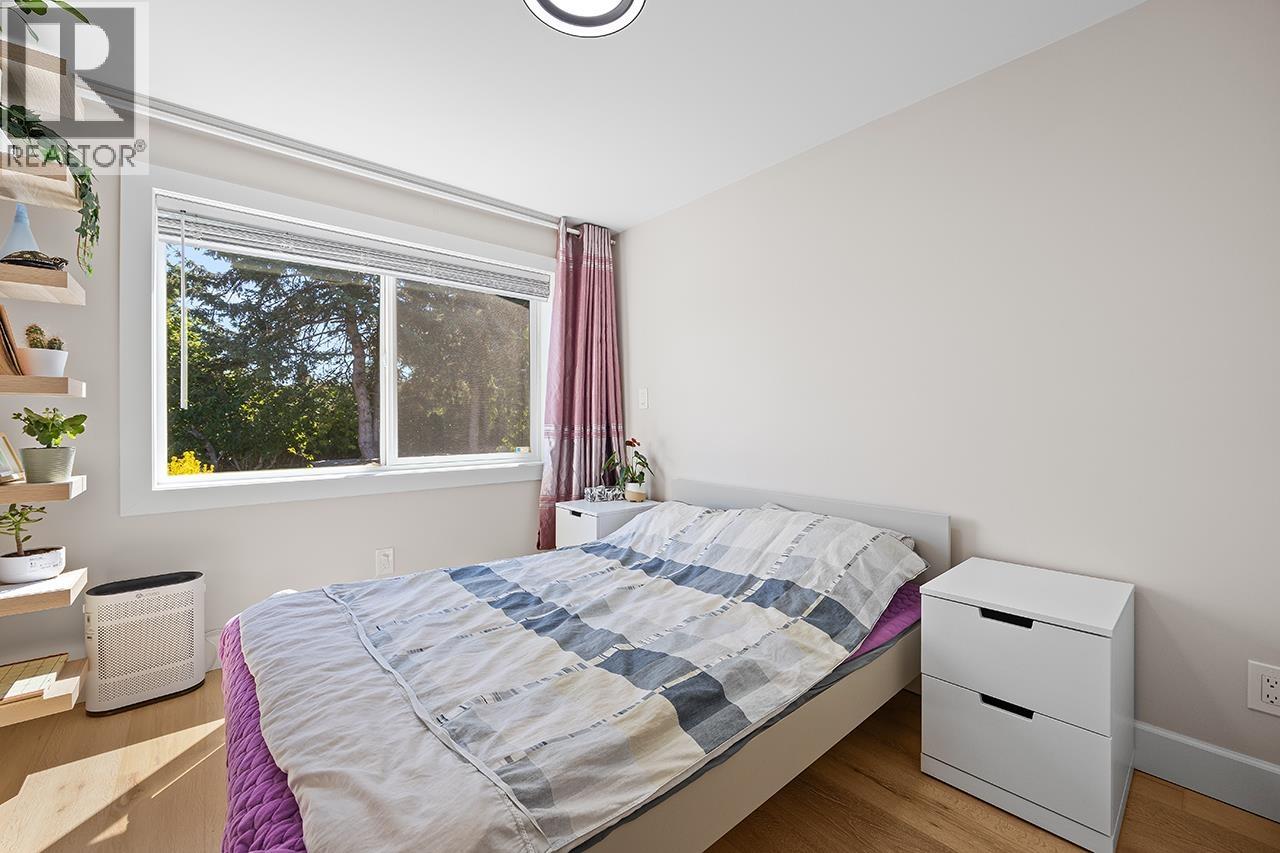 Photo 12 of 9060 Garden City Road, Richmond BC