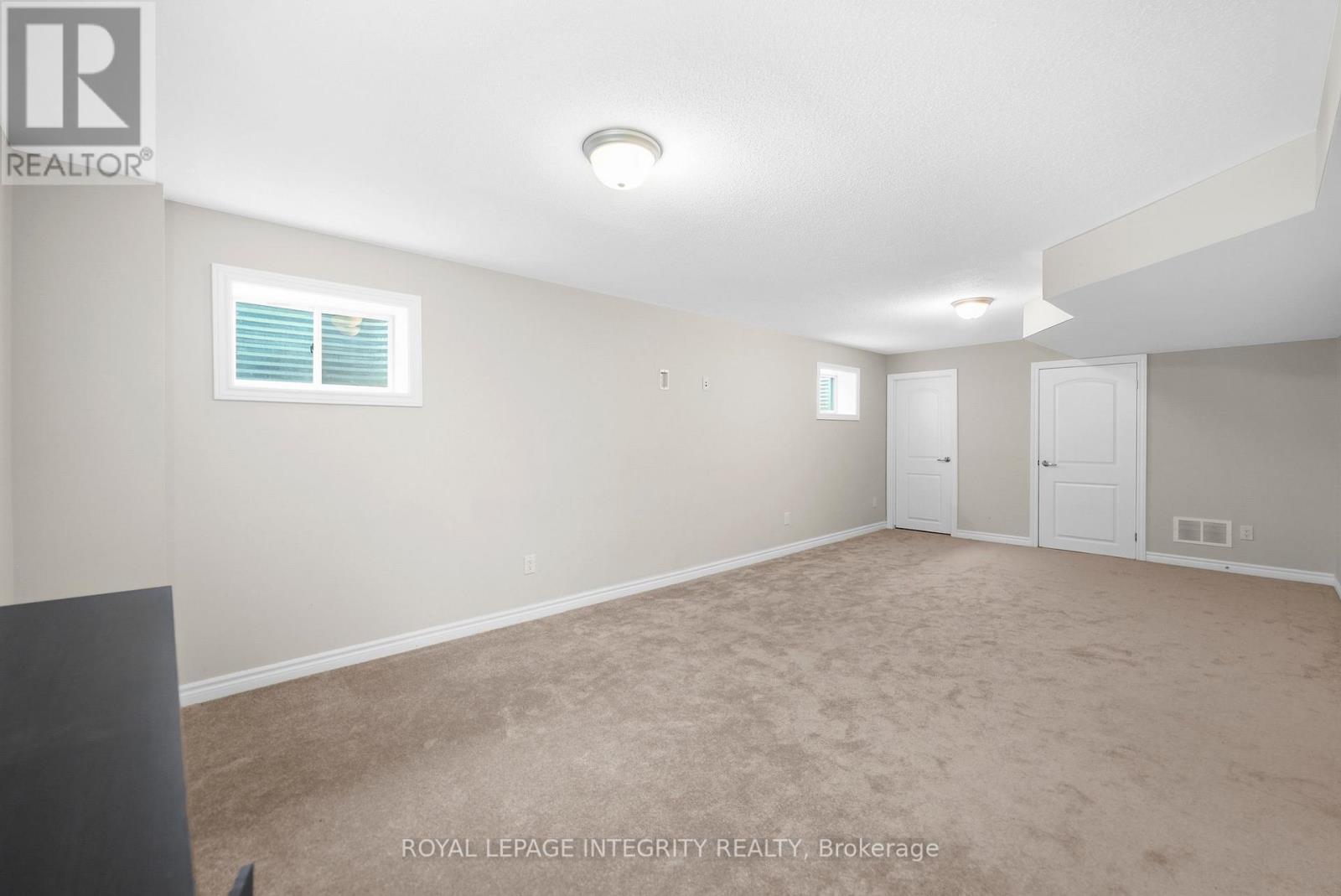 Photo 22 of 724 Vennecy Terrace, Ottawa ON