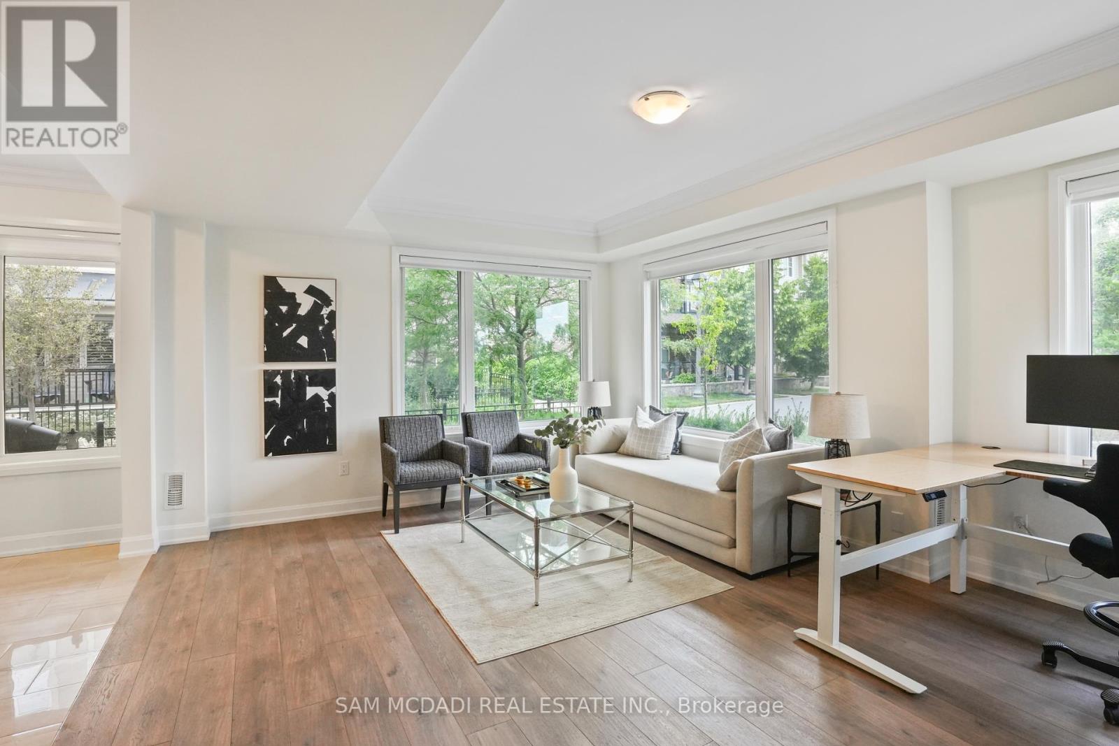 Photo 4 of 34 3006 Creekshore Common, Oakville ON