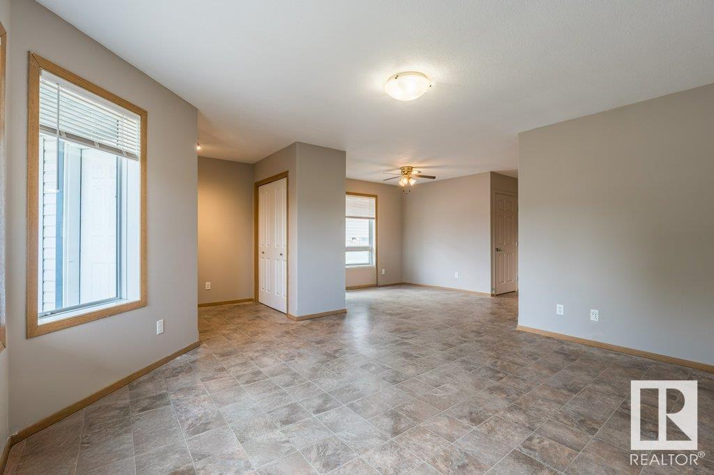 Photo 10 of 4827 54 Av, Wetaskiwin AB