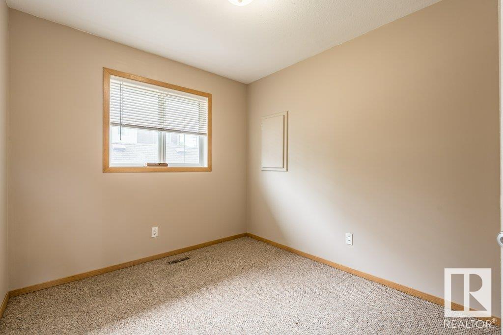Photo 24 of 4827 54 Av, Wetaskiwin AB