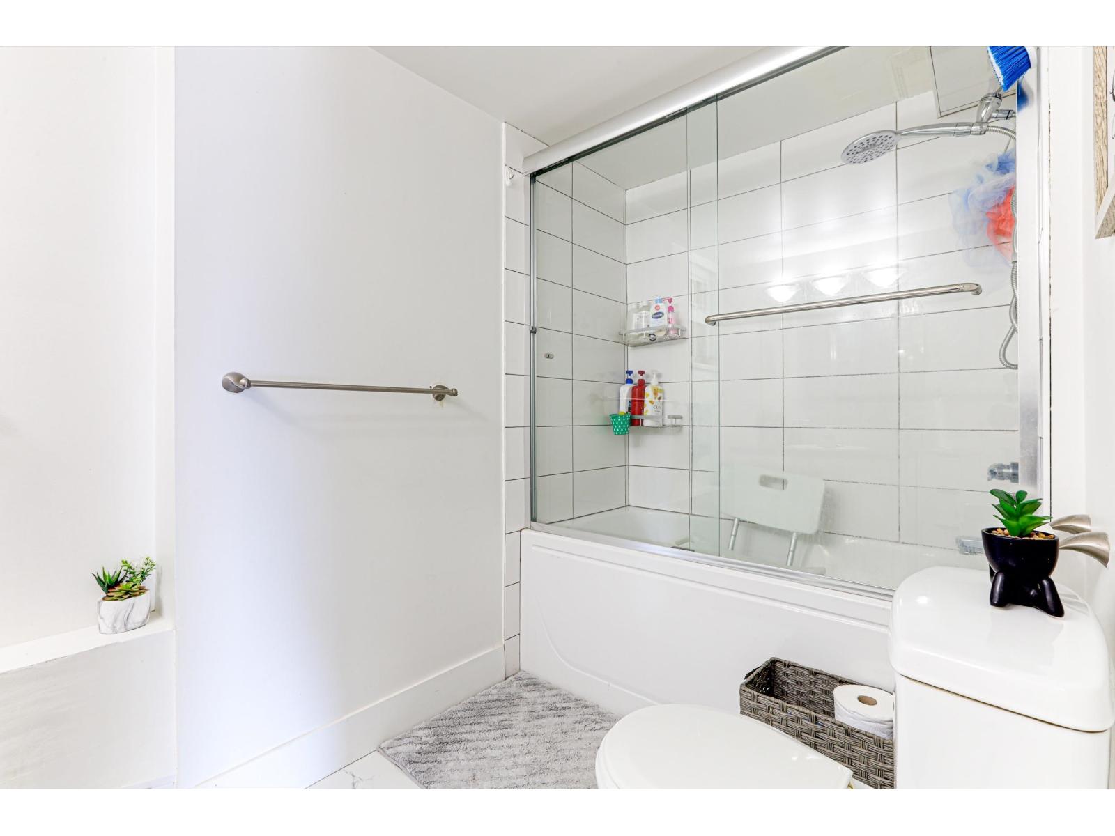 Photo 8 of 15720 Aster Road, Surrey BC