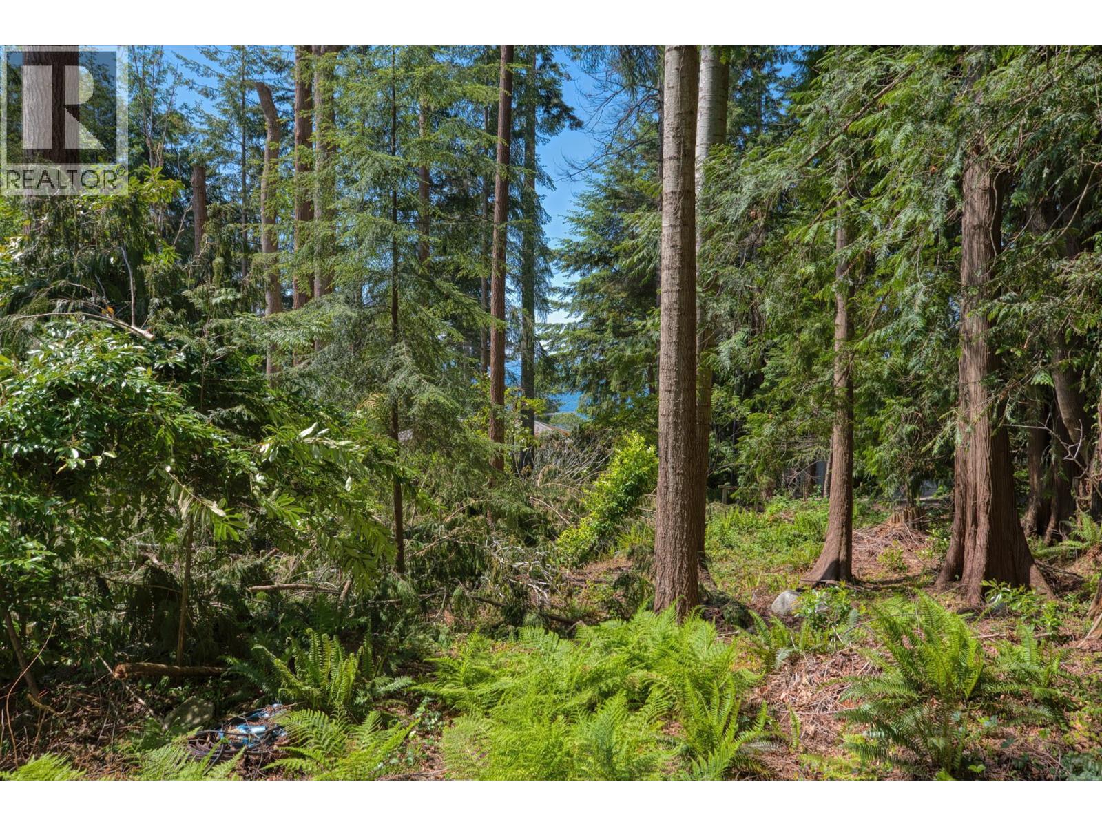 4873 LAUREL AVENUE, Sechelt