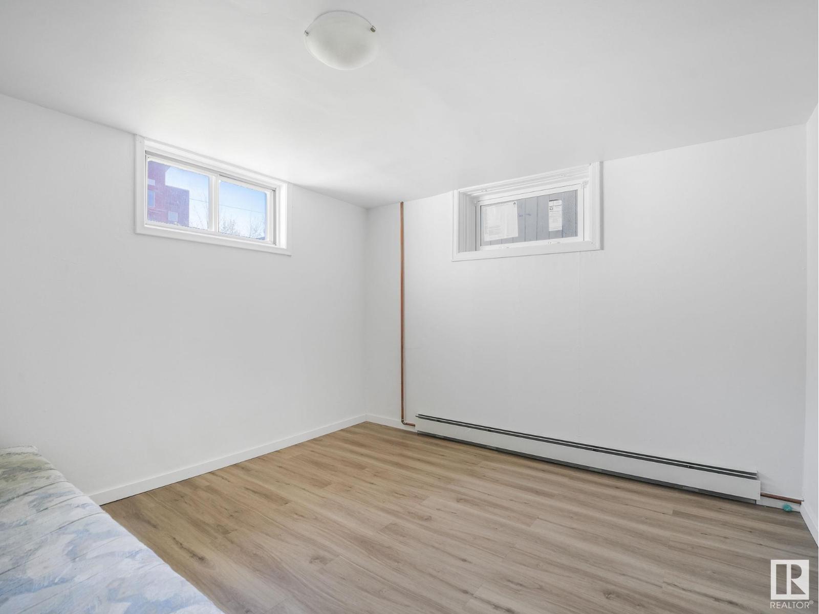 Photo 42 of 9638 106 Av Nw, Edmonton AB