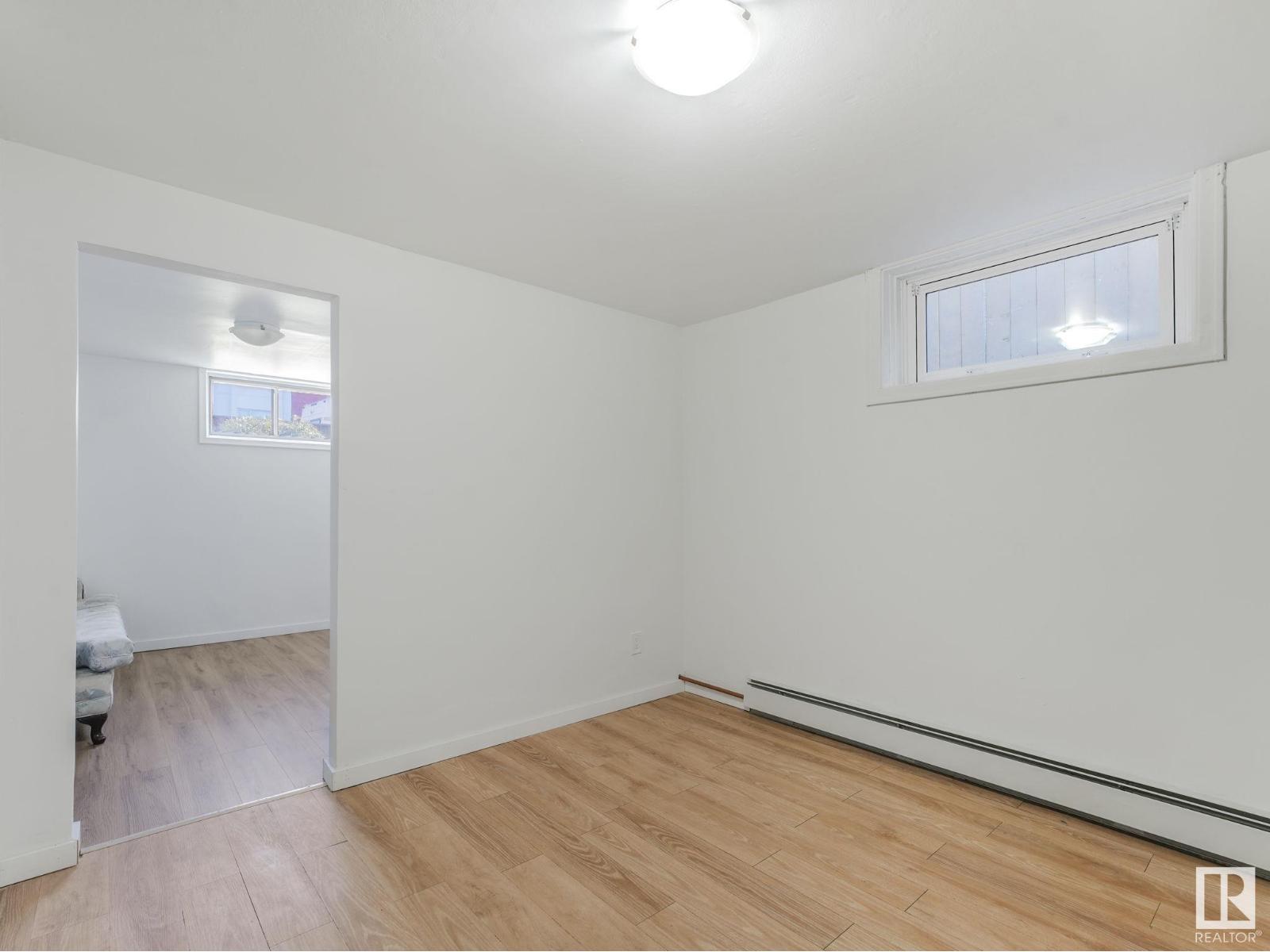 Photo 40 of 9638 106 Av Nw, Edmonton AB