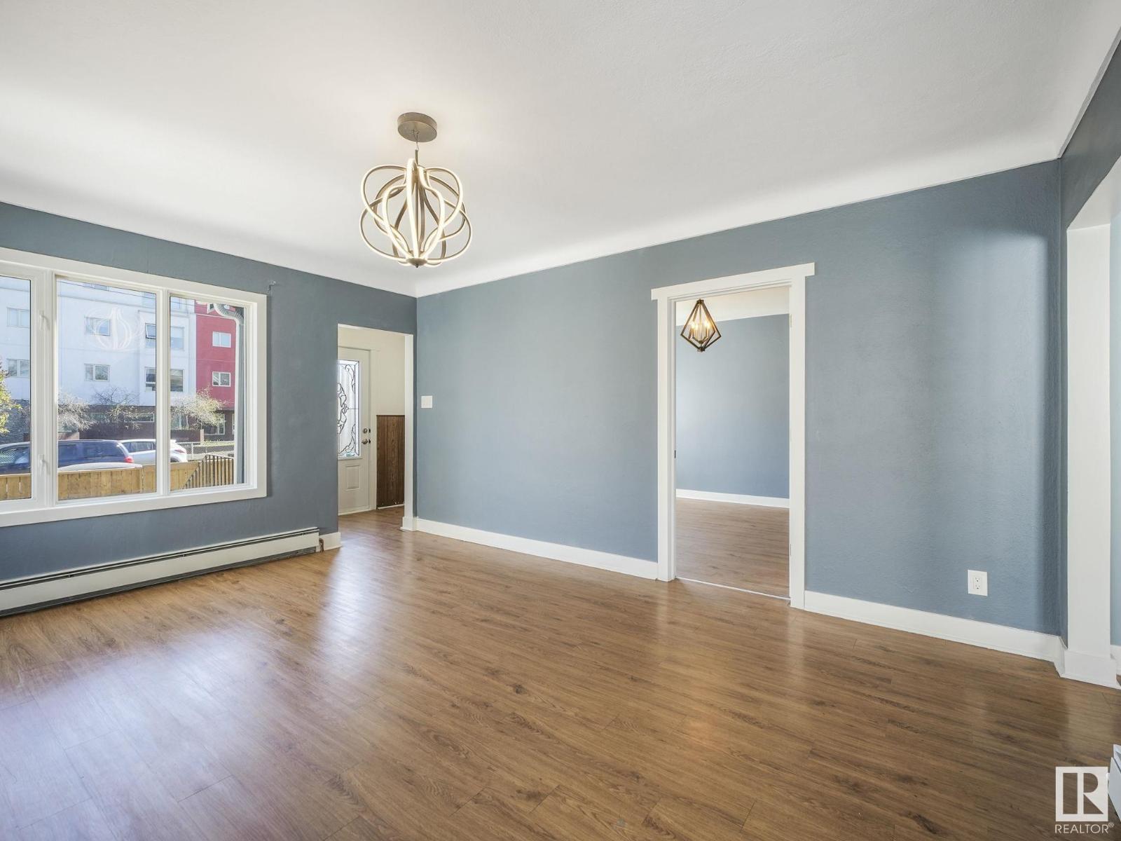 Photo 70 of 9638 106 Av Nw, Edmonton AB