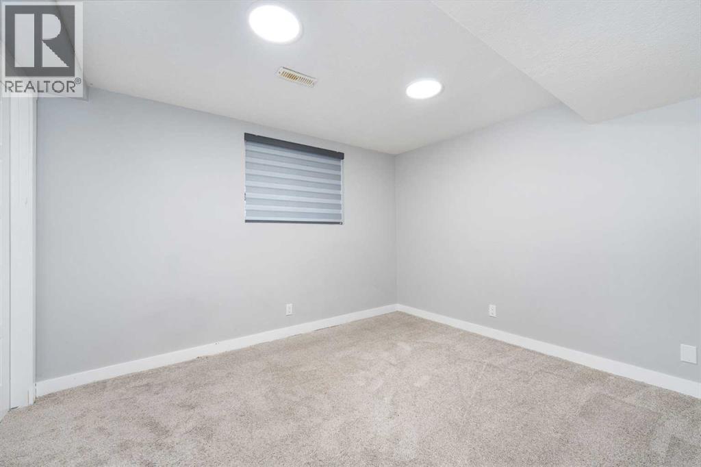 Single Family House Bungalow for Sale in  Whiteglen Crescent NE Whitehorn Calgary 