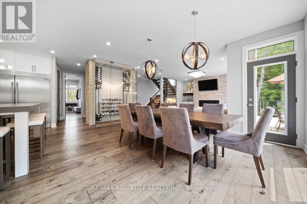 Photo 16 of 144 Derbeyshire Street, Ottawa ON