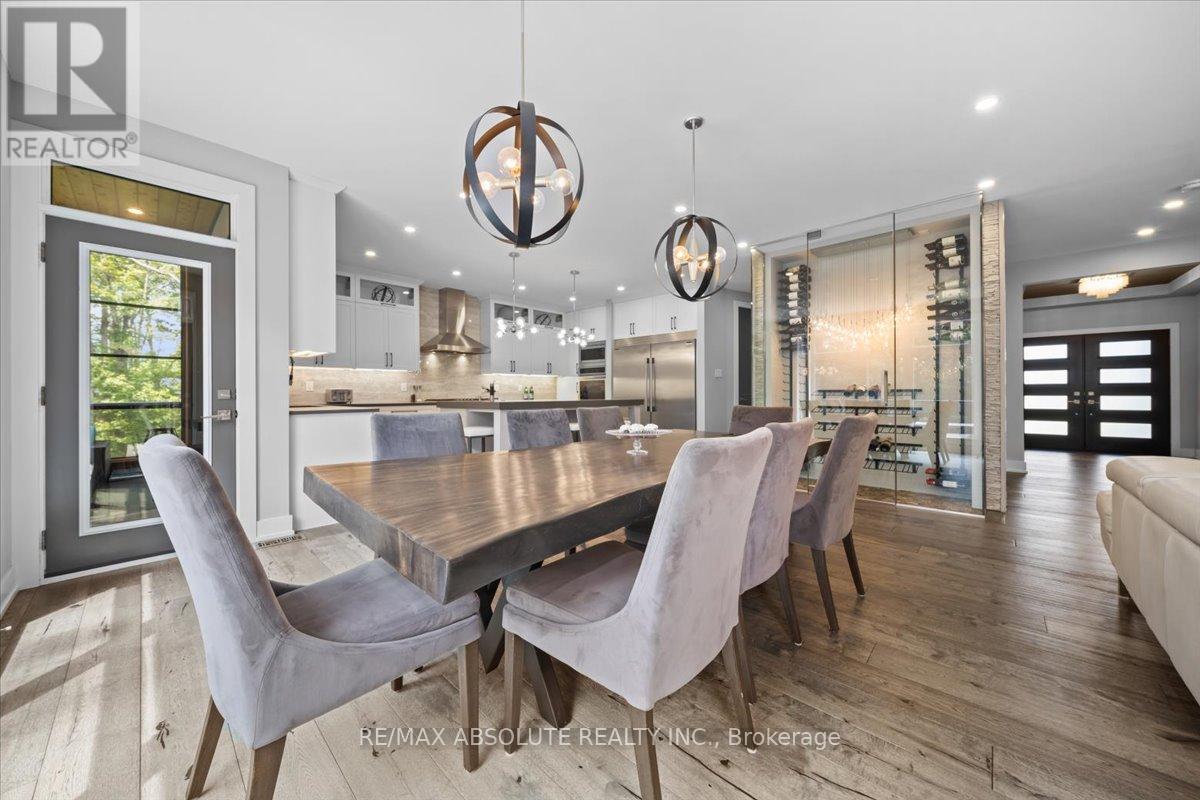 Photo 17 of 144 Derbeyshire Street, Ottawa ON