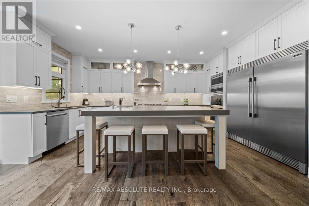 Photo 18 of 144 Derbeyshire Street, Ottawa ON