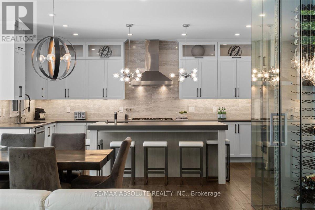 Photo 19 of 144 Derbeyshire Street, Ottawa ON