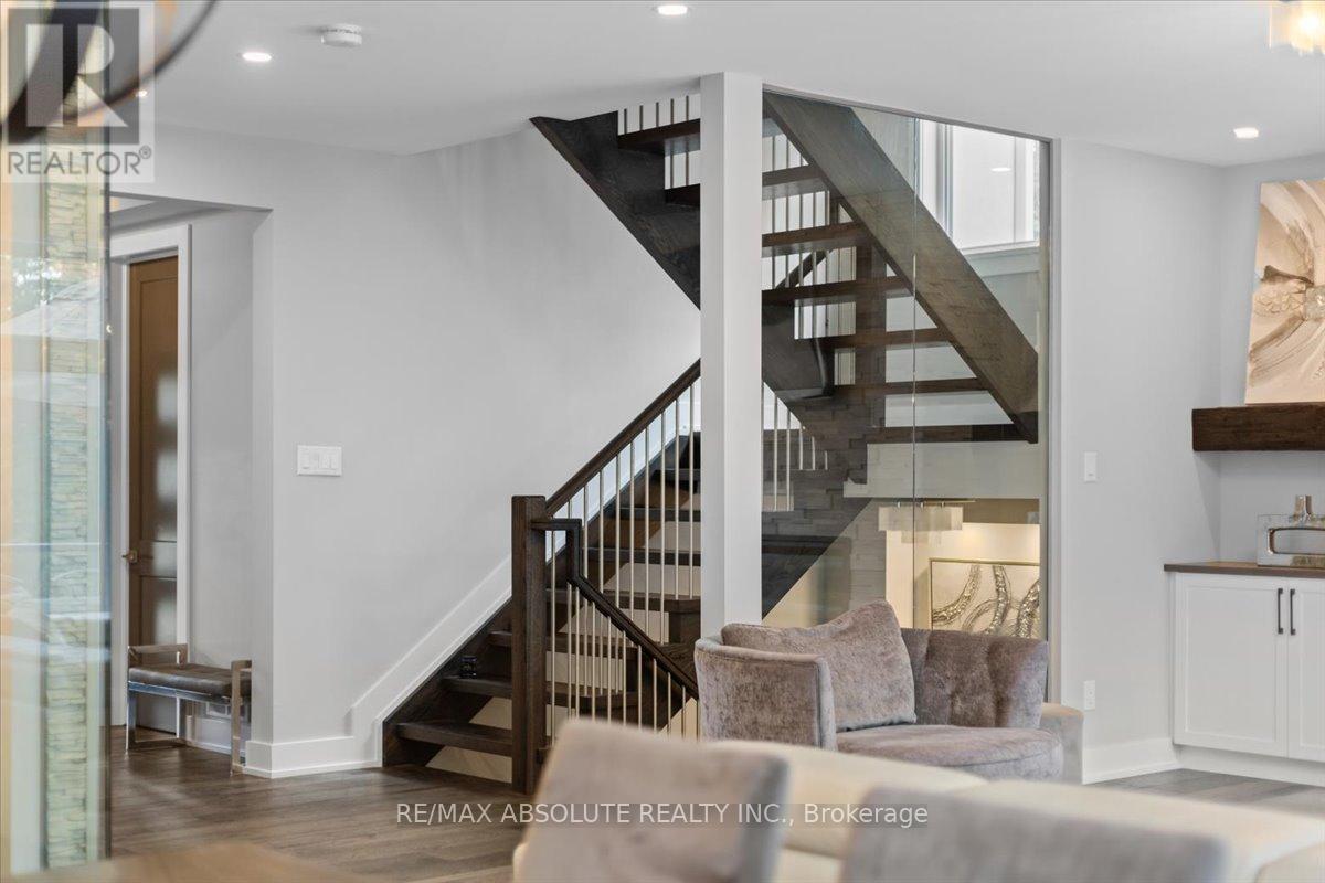 Photo 26 of 144 Derbeyshire Street, Ottawa ON