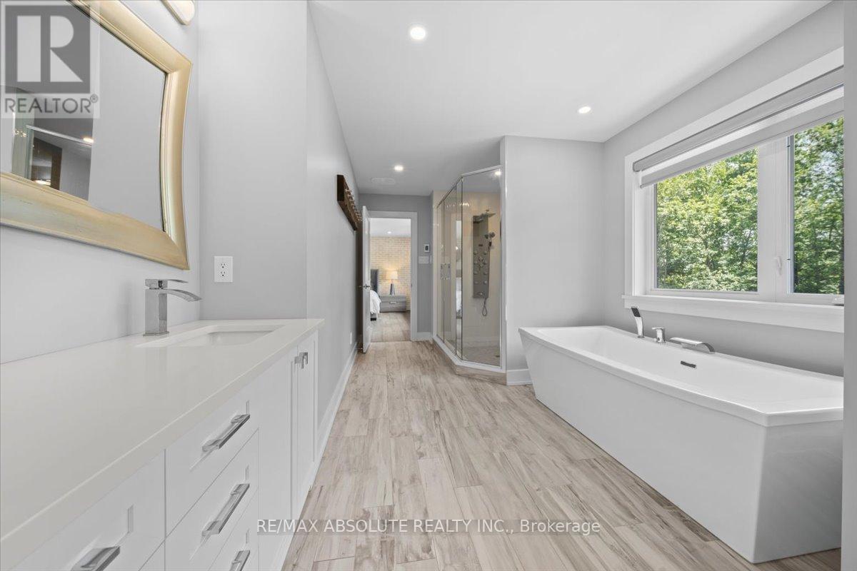 Photo 28 of 144 Derbeyshire Street, Ottawa ON
