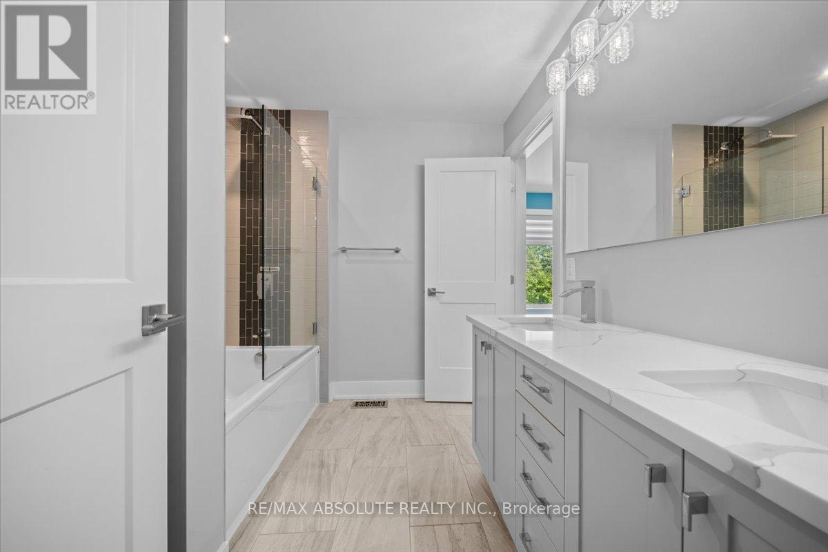 Photo 34 of 144 Derbeyshire Street, Ottawa ON