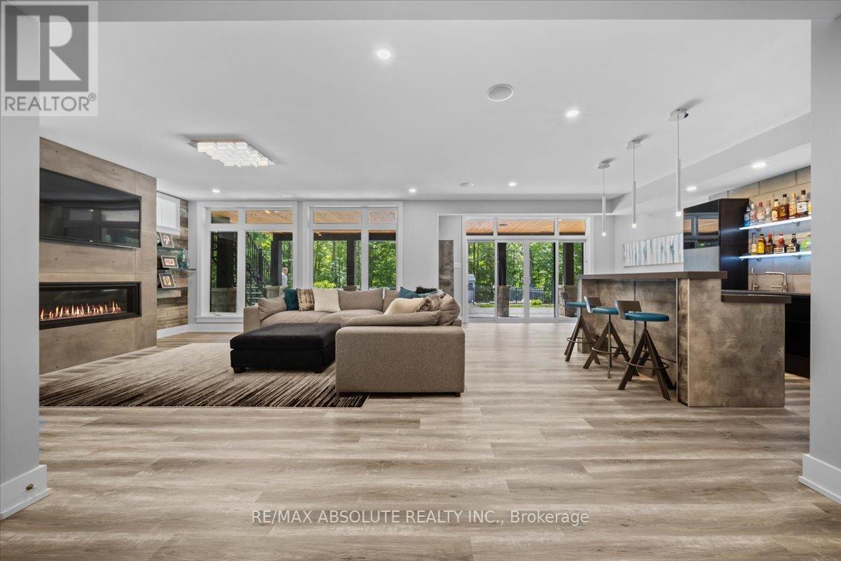 Photo 36 of 144 Derbeyshire Street, Ottawa ON