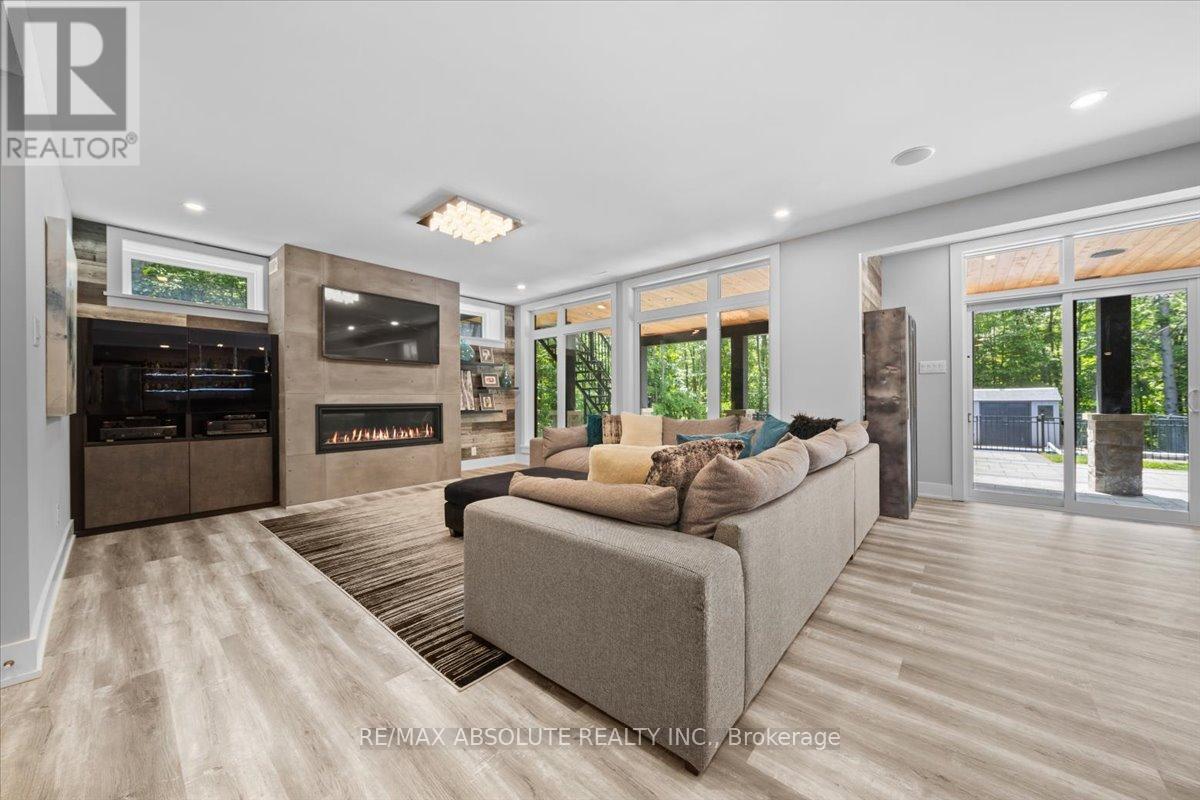 Photo 37 of 144 Derbeyshire Street, Ottawa ON