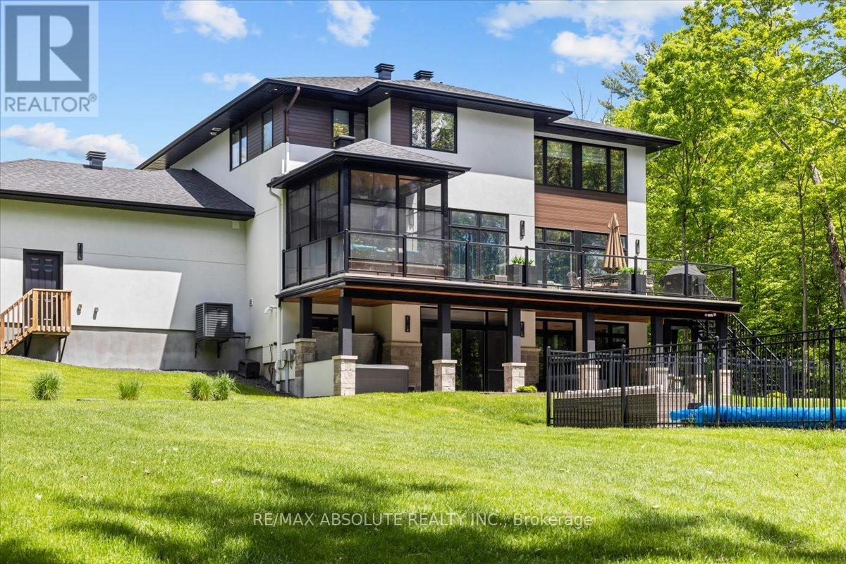 Photo 44 of 144 Derbeyshire Street, Ottawa ON