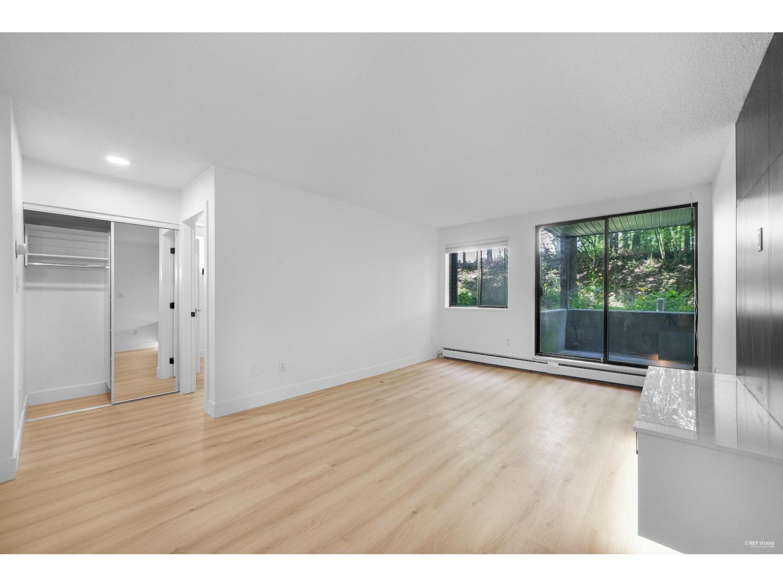 Photo 7 of 111 10698 151 A Street, Surrey BC