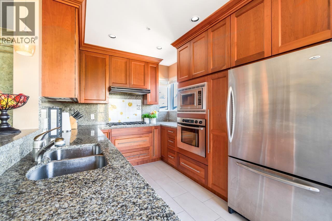 Photo 11 of 403 4685 Valley Drive, Vancouver BC