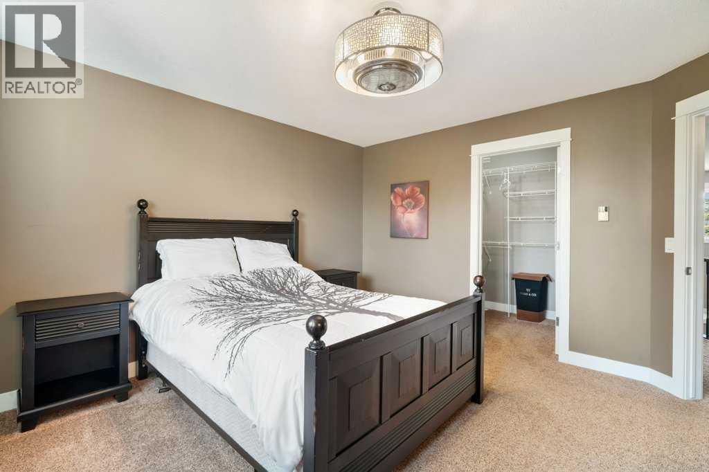 Photo 22 of 52 Bow Ridge Crescent, Cochrane AB