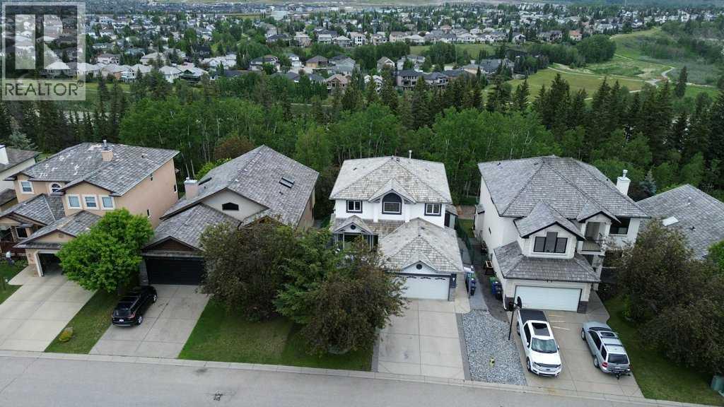 Photo 2 of 52 Bow Ridge Crescent, Cochrane AB