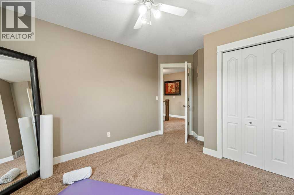 Photo 32 of 52 Bow Ridge Crescent, Cochrane AB