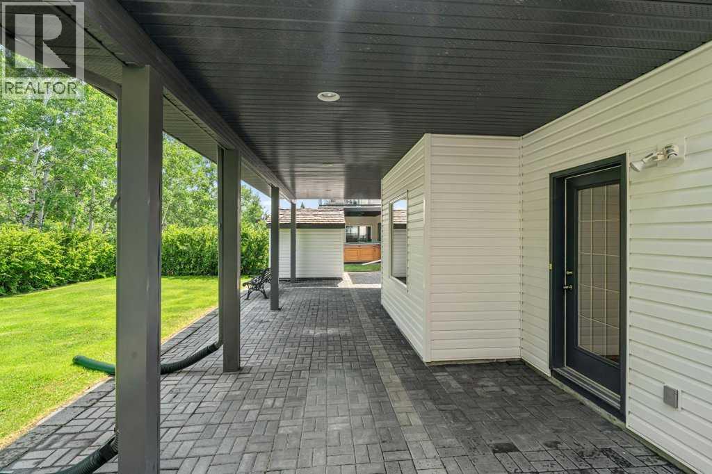 Photo 45 of 52 Bow Ridge Crescent, Cochrane AB