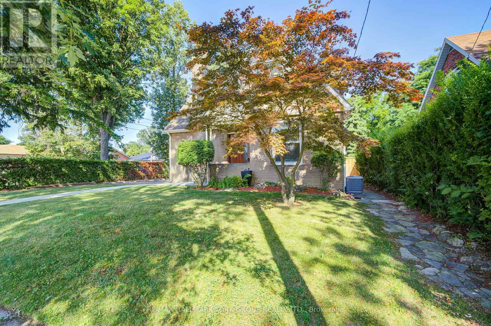 Photo 45 of 26 Gregory Street, Brampton ON