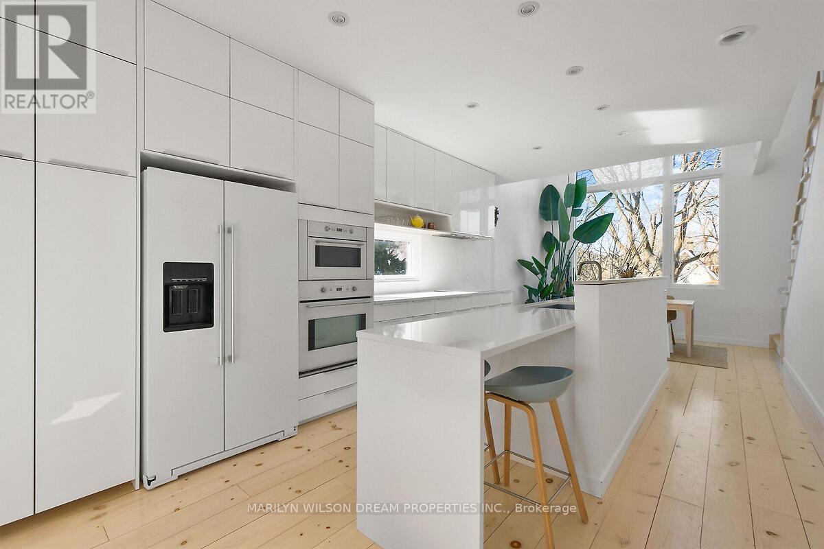 Photo 11 of 67 Pinhey Street, Ottawa ON
