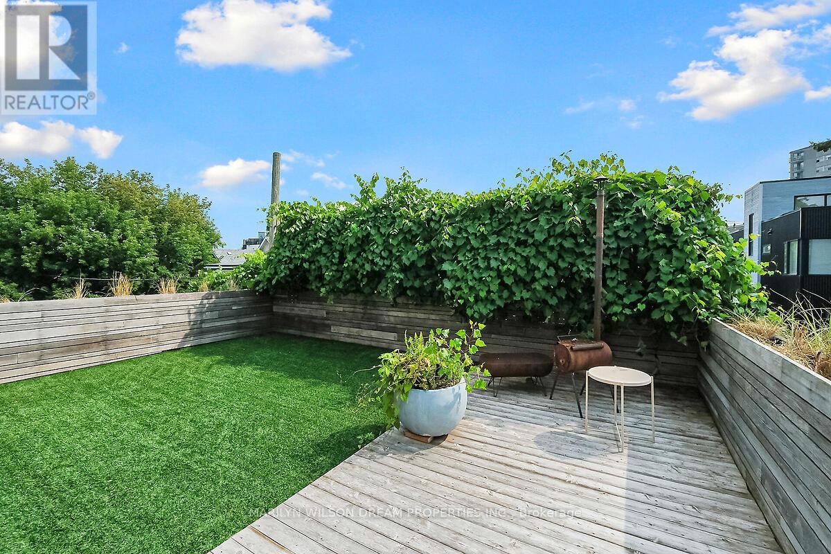 Photo 27 of 67 Pinhey Street, Ottawa ON