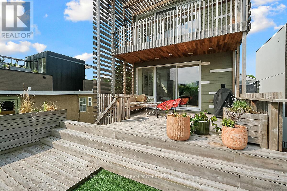 Photo 28 of 67 Pinhey Street, Ottawa ON