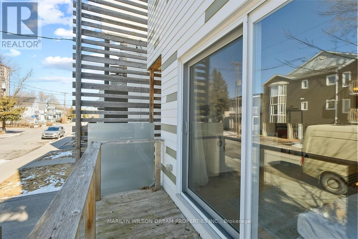 Photo 38 of 67 Pinhey Street, Ottawa ON
