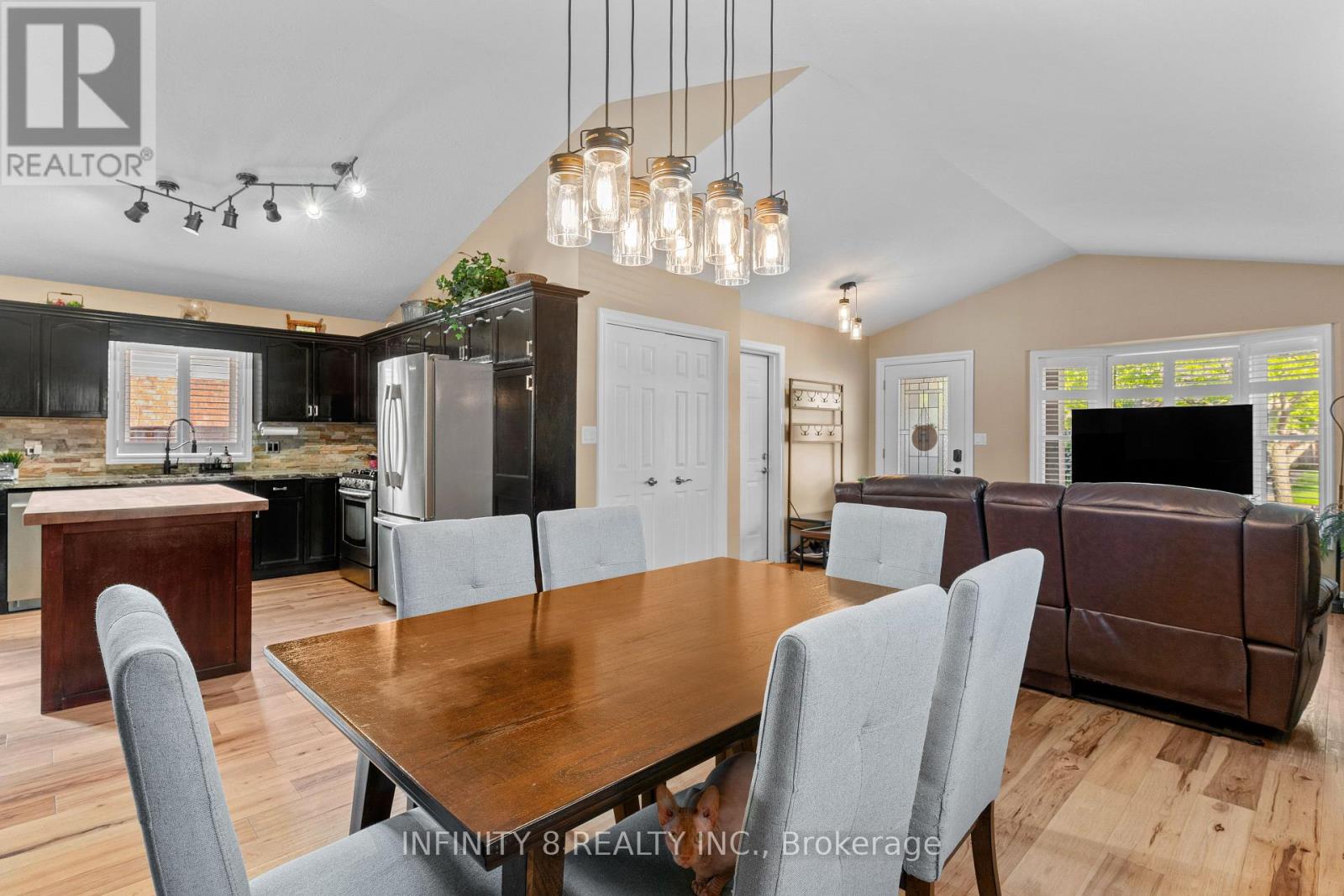 Photo 20 of 7745 Bishop Avenue, Niagara Falls ON