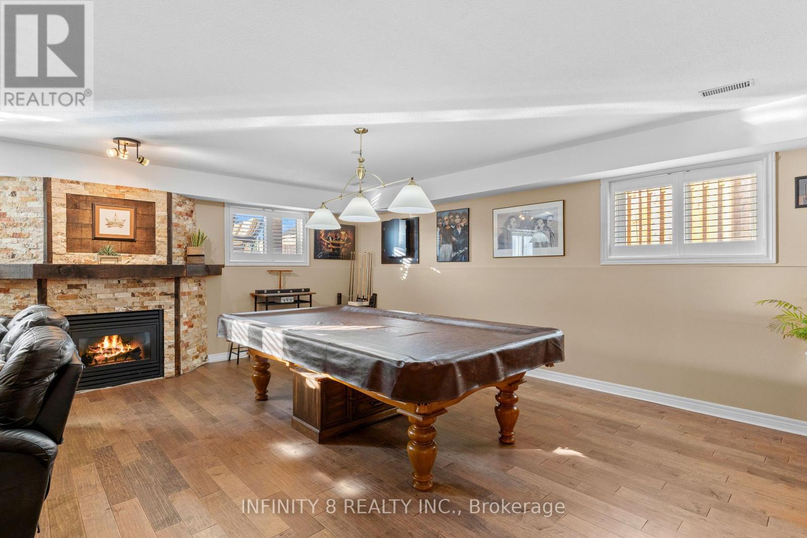 Photo 1 of 7745 Bishop Avenue, Niagara Falls ON