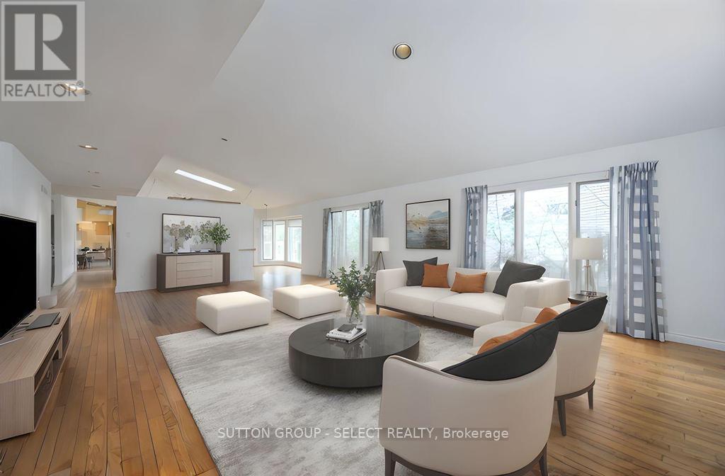 Photo 3 of 5 10 Mackellar Avenue, London North ON